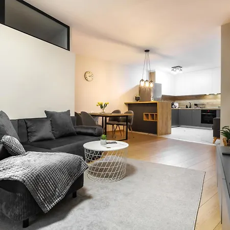 Ivy's Cozy Retreat I Free Parking I Near Kapana * Пловдив