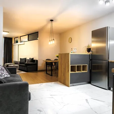Ivy's Cozy Retreat I Free Parking I Near Kapana * プロヴディフ