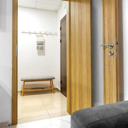 Ivy's Cozy Retreat I Free Parking I Near Kapana * Пловдив